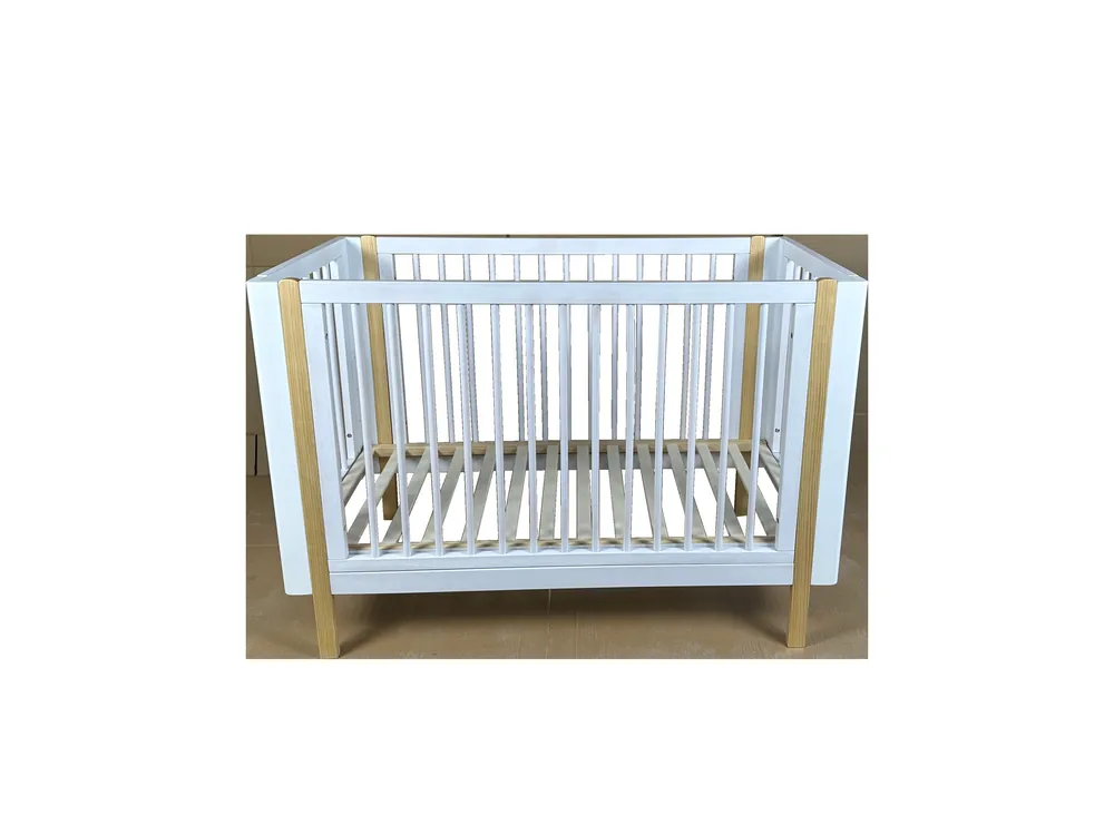 W25013 3-in-1 convertible baby cot — side view, solid pine frame